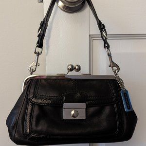 Coach Kisslock Black Leather Shoulder Bag & Dust Bag 9734